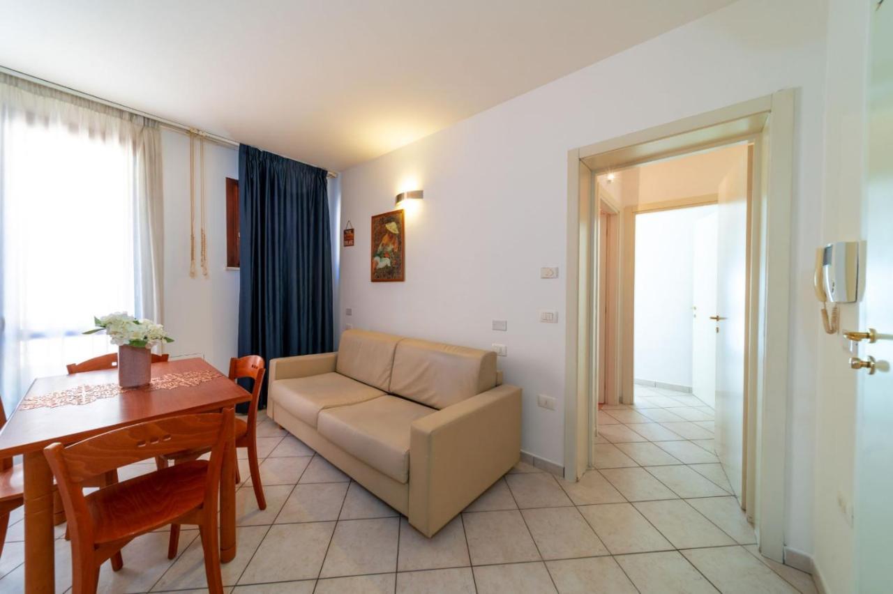 Residence Alessandra Cesenatico Buitenkant foto